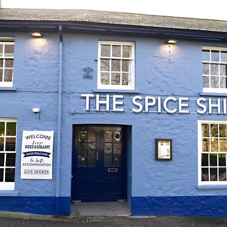 The Spice Ship Hotel Уеймут Екстериор снимка