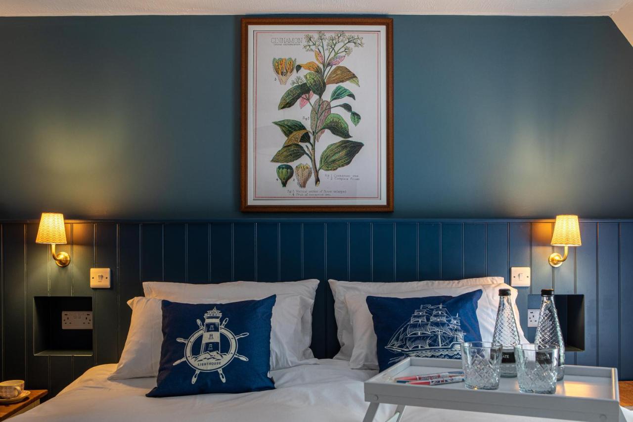 The Spice Ship Hotel Уеймут Екстериор снимка